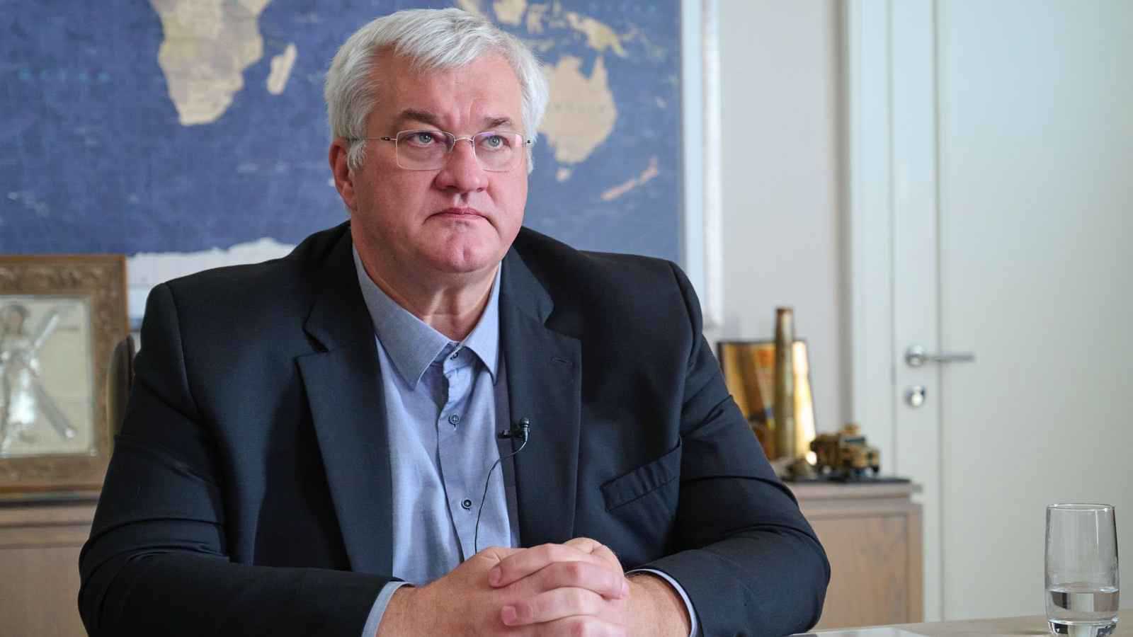 أوكرانيا تتهم موسكو بتهديد الملاحة في البحر الأسود