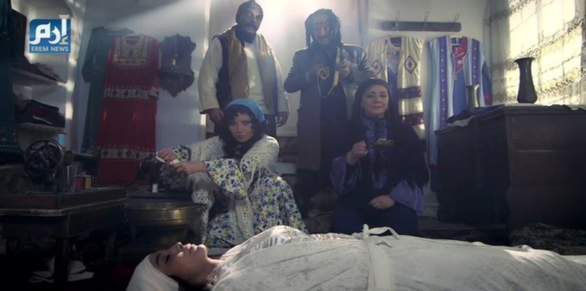 فيديو.. لأول مرّة تنشر صور شكران مرتجى وسلافة معمار في "وردة شامية"