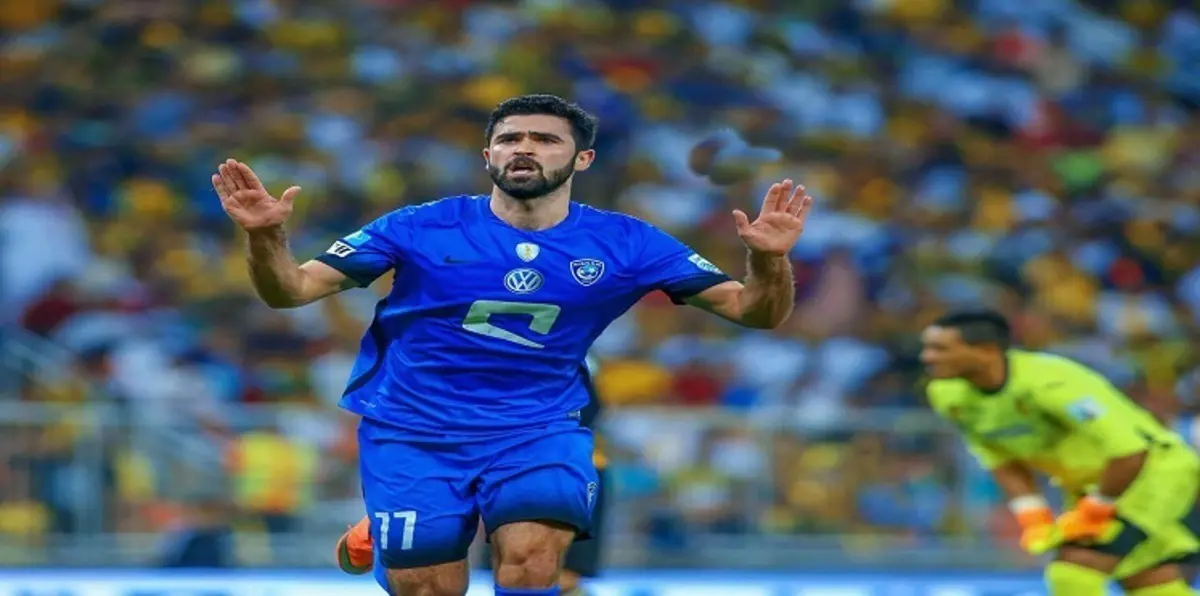 الظفرة الإماراتي يوضح حقيقة بند الـ70% في عقد عمر خريبين