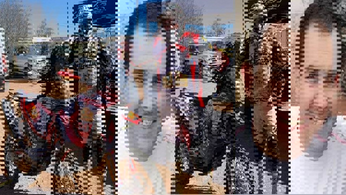 وفاة متسابق بحادث سباق دراجات نارية في إسبانيا