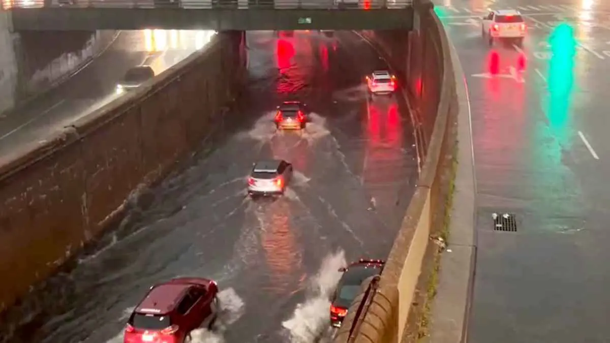 أمطار قياسية تُغرق شوارع نيويورك وتدفع نيوجيرزي لإعلان الطوارئ