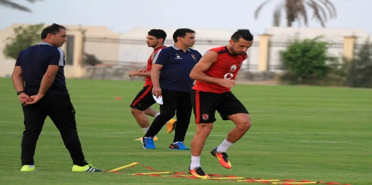 أول صدام بين البدري ولجنة الكرة في الأهلي المصري