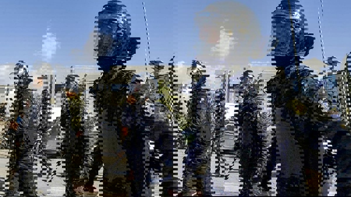 تونس.. تصاعد المواجهات في حي "التضامن" والأمن يستخدم الغاز المسيل للدموع 
