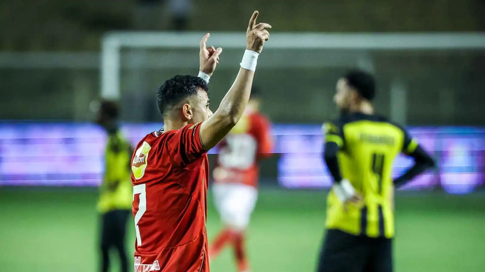 الصدارة تشتعل.. ترتيب الدوري المصري بعد فوز الأهلي على المقاولون (فيديو)