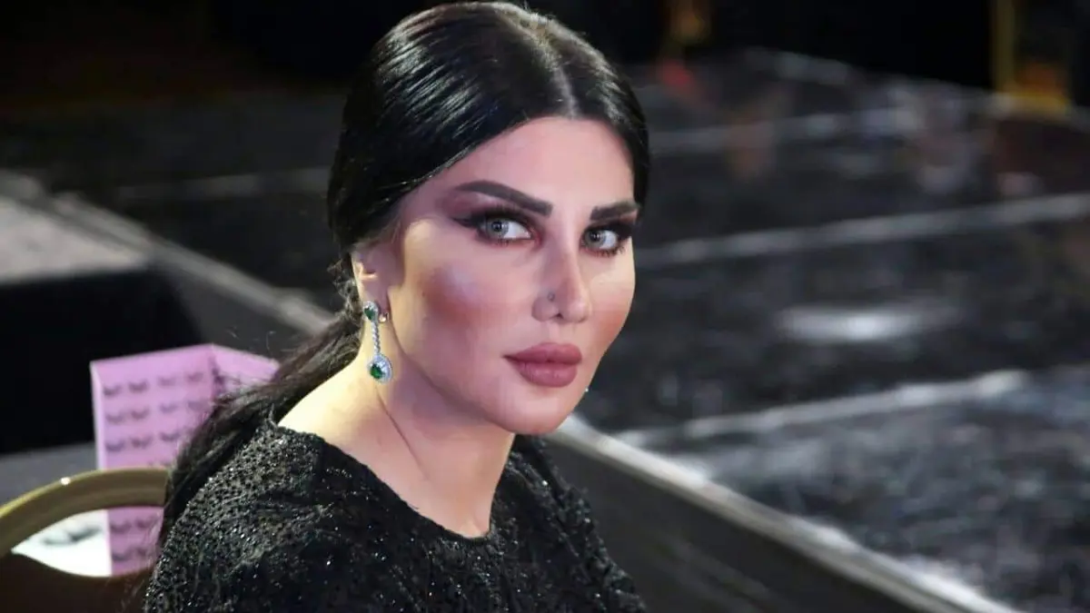 جيني إسبر: تعرضت للخيانة.. وابنتي مسلمة وتم تعميدها بالكنيسة