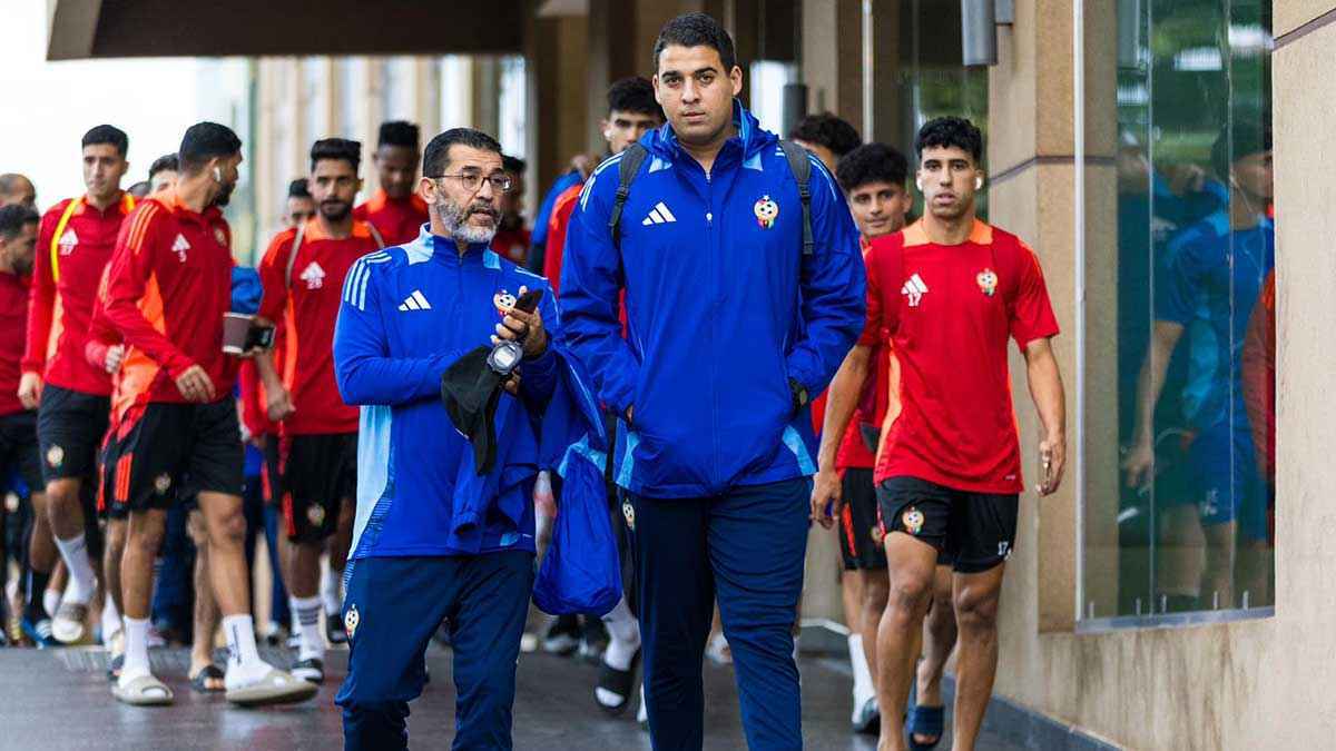 منتخب ليبيا يرد على أنباء إقامته في "ظلام دامس"