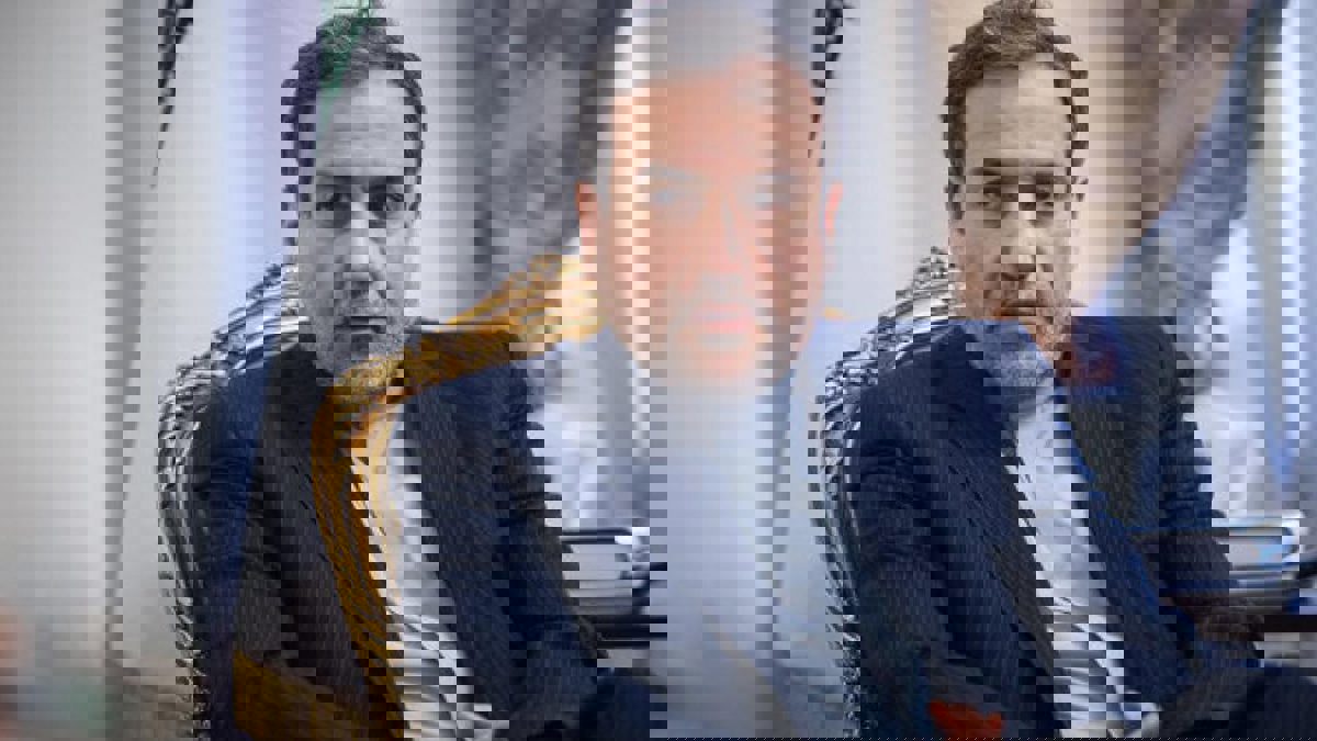 إيران تهدد بـ"تغيير نهجها" بشأن الاتفاق النووي