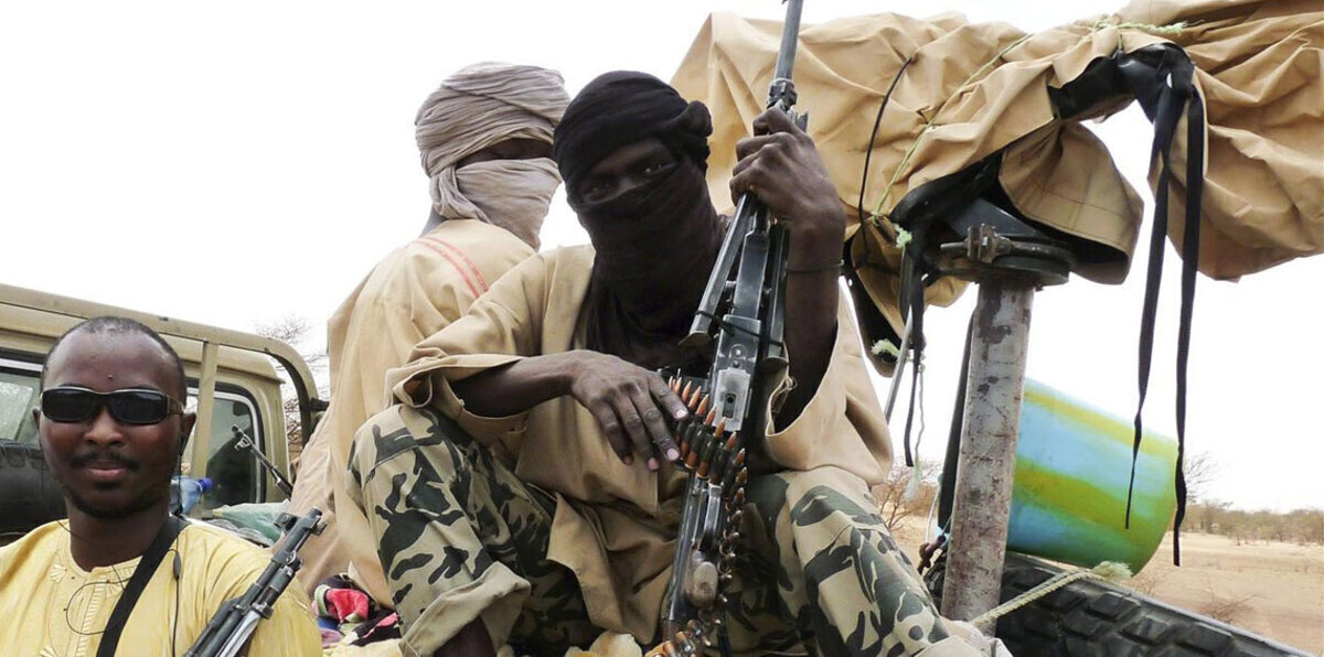 مالي.. القاعدة تفرج عن جنوب أفريقي محتجز لديها منذ 2011