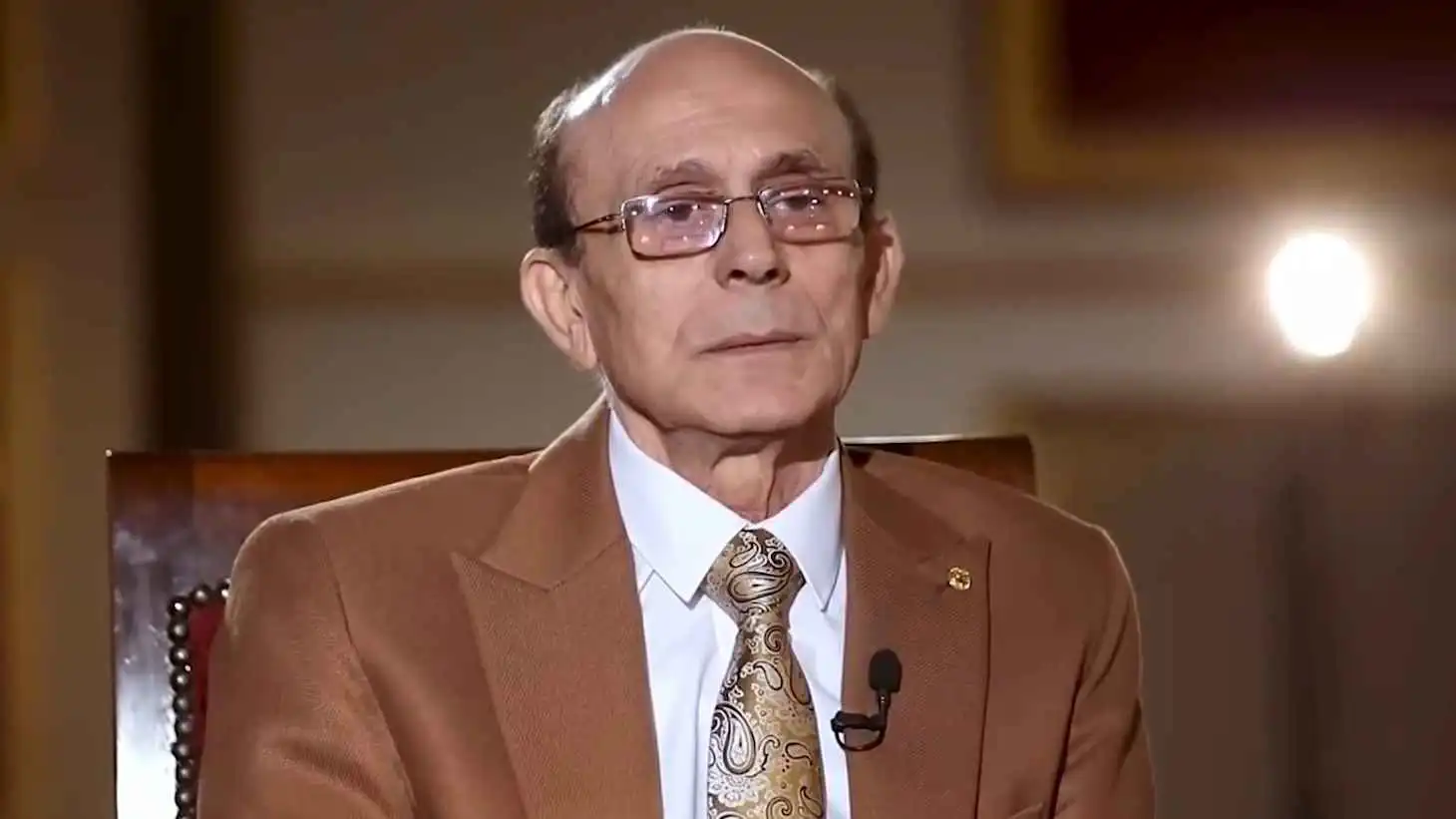 محمد صبحي يغادر المستشفى ويخطط للقاء جمهوره