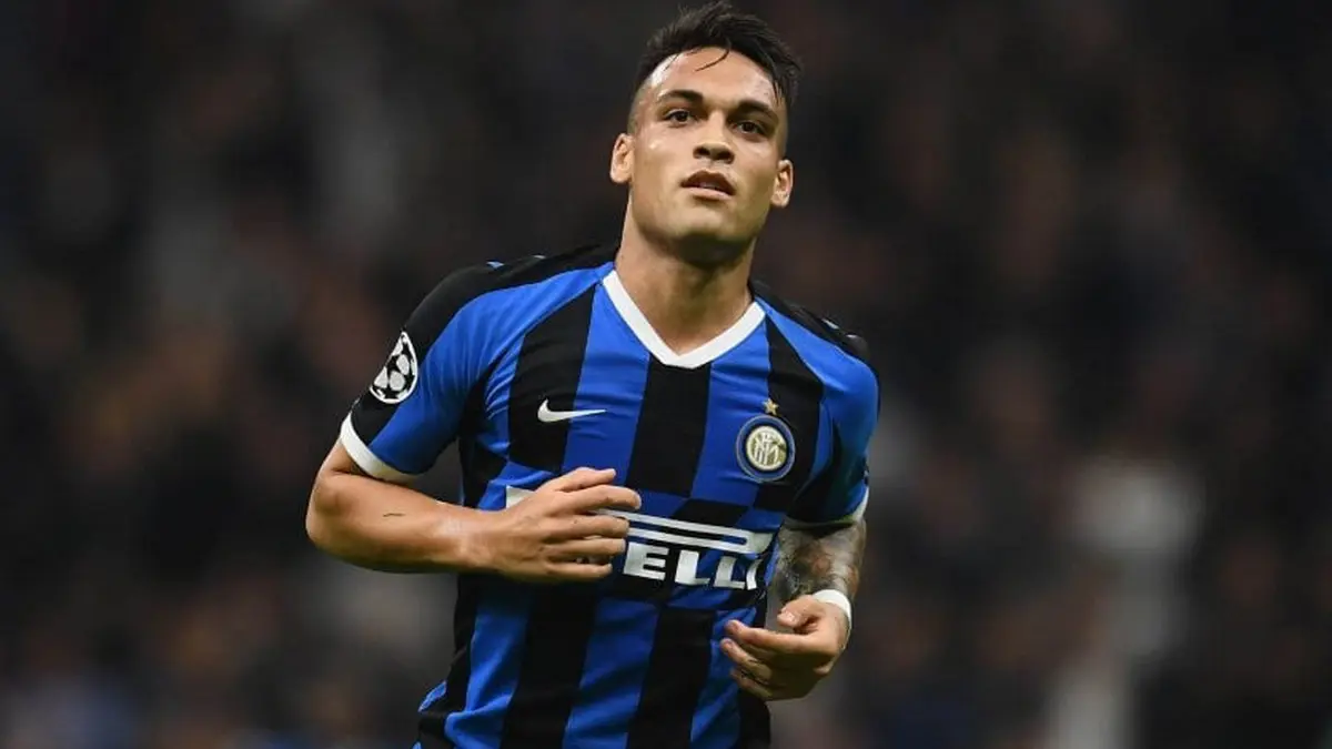 ريال مدريد ينوي توجيه ضربة لبرشلونة في صفقة لاوتارو مارتينيز