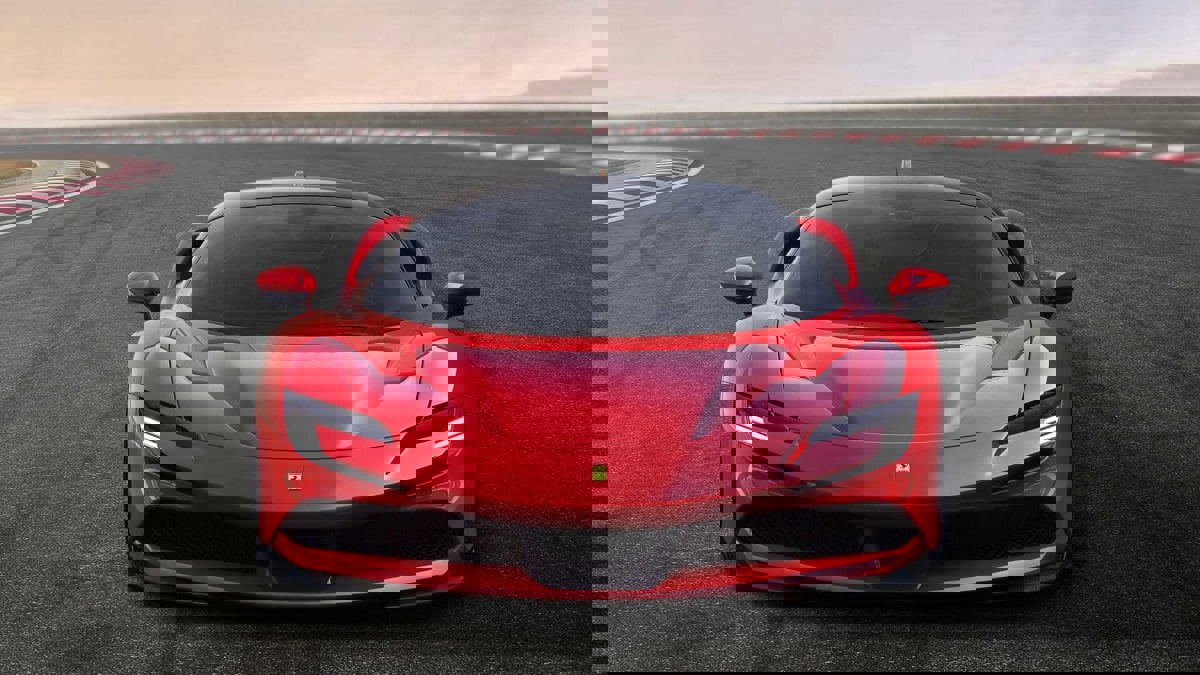 "فقير" إيطالي يملك "فيراري" وزورقا و5 شقق‎