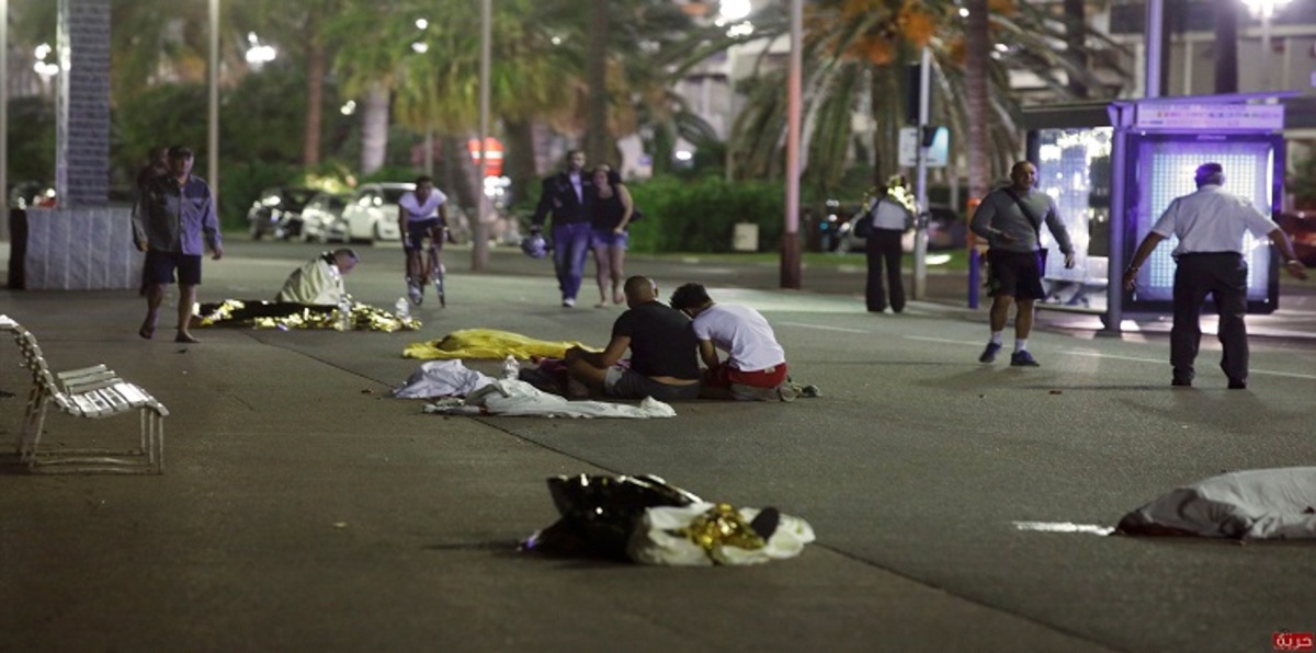 تونس.. وقفة تضامنية مع "نيس" بمسقط رأس منفذ العملية الإرهابية   