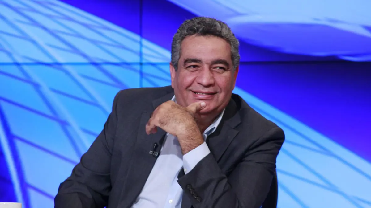 رئيس اتحاد الكرة المصري يثير الجدل بحديثه عن حل أزمة تعارض أمم أفريقيا وكأس العالم للأندية (فيديو)