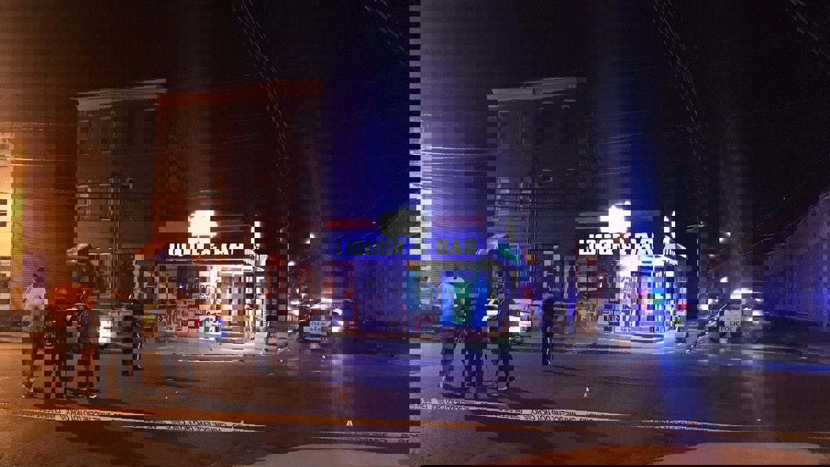 10 جرحى بإطلاق نار خارج حانة بنيوجيرسي الأمريكية (صور)