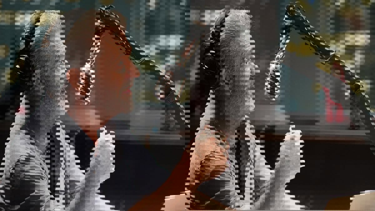 On The Line.. ميل غيبسون في دراما سينمائية دفاعا عن حيوية الإعلام