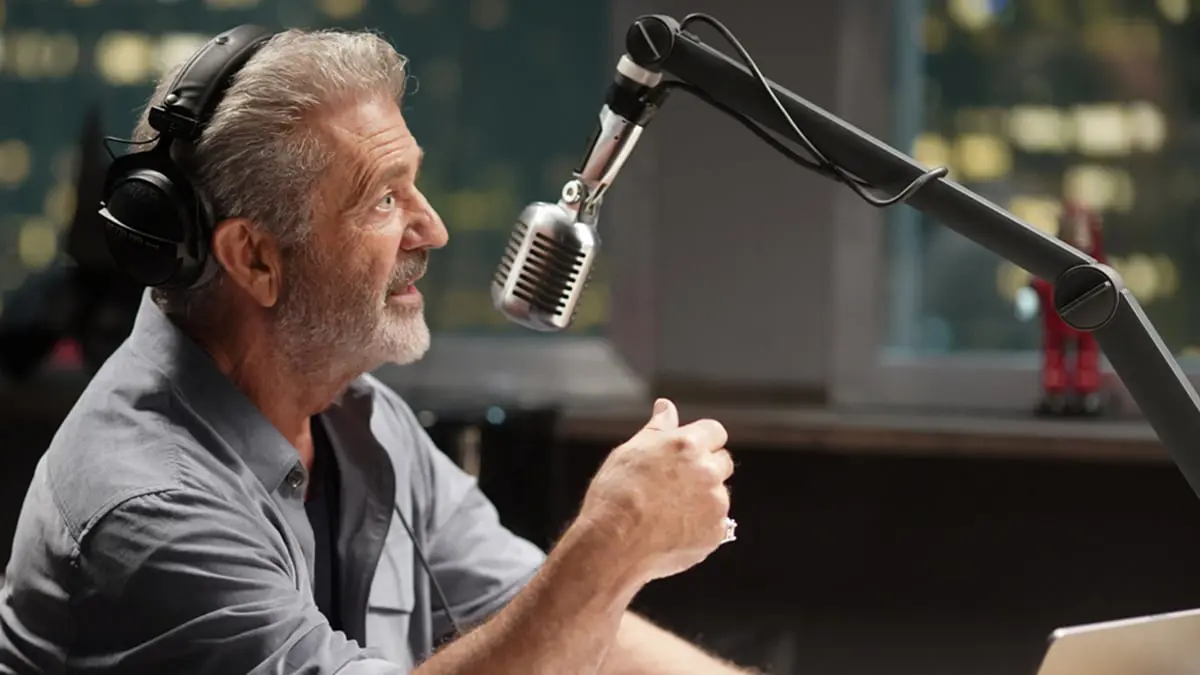 On The Line.. ميل غيبسون في دراما سينمائية دفاعا عن حيوية الإعلام