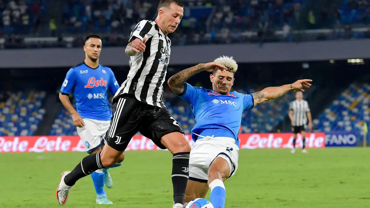 غرفة ملابس يوفنتوس على حافة الانفجار بعد خلافات خلال لقاء نابولي