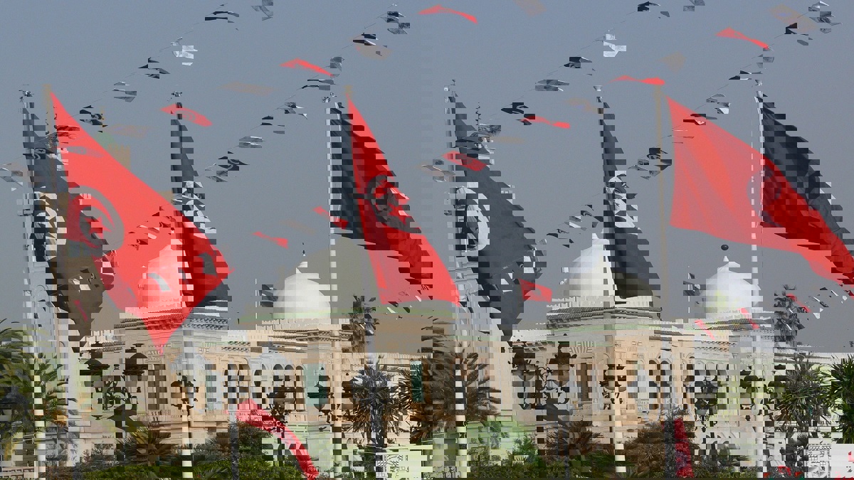 "سيدي بوسعيد" التونسية تحتضن المهرجان الدولي للشعر بمشاركة واسعة