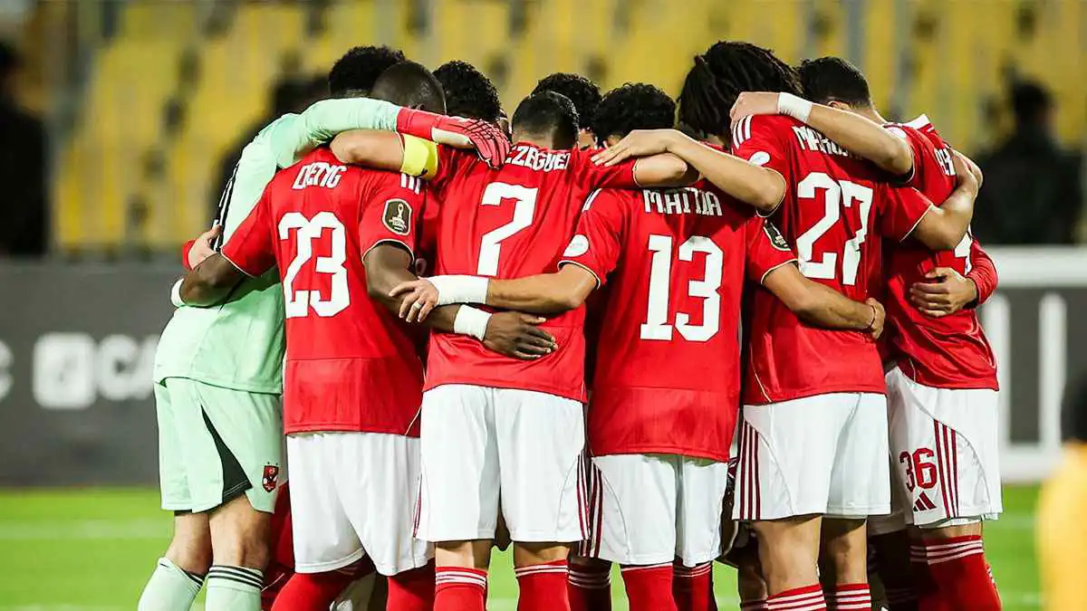 نجم منتخب العراق يصدم الأهلي المصري