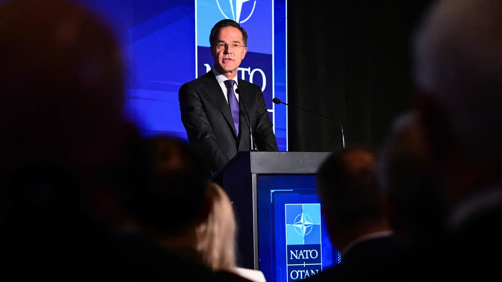 أمين عام "الناتو" يقر بنقص في أنظمة الدفاع الجوي الأوروبية