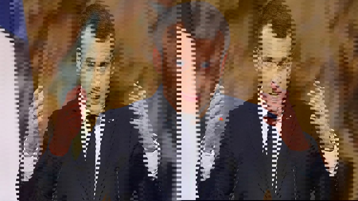 تقرير: فرنسا تحاول إعادة التموقع بقوة في المشهد الليبي