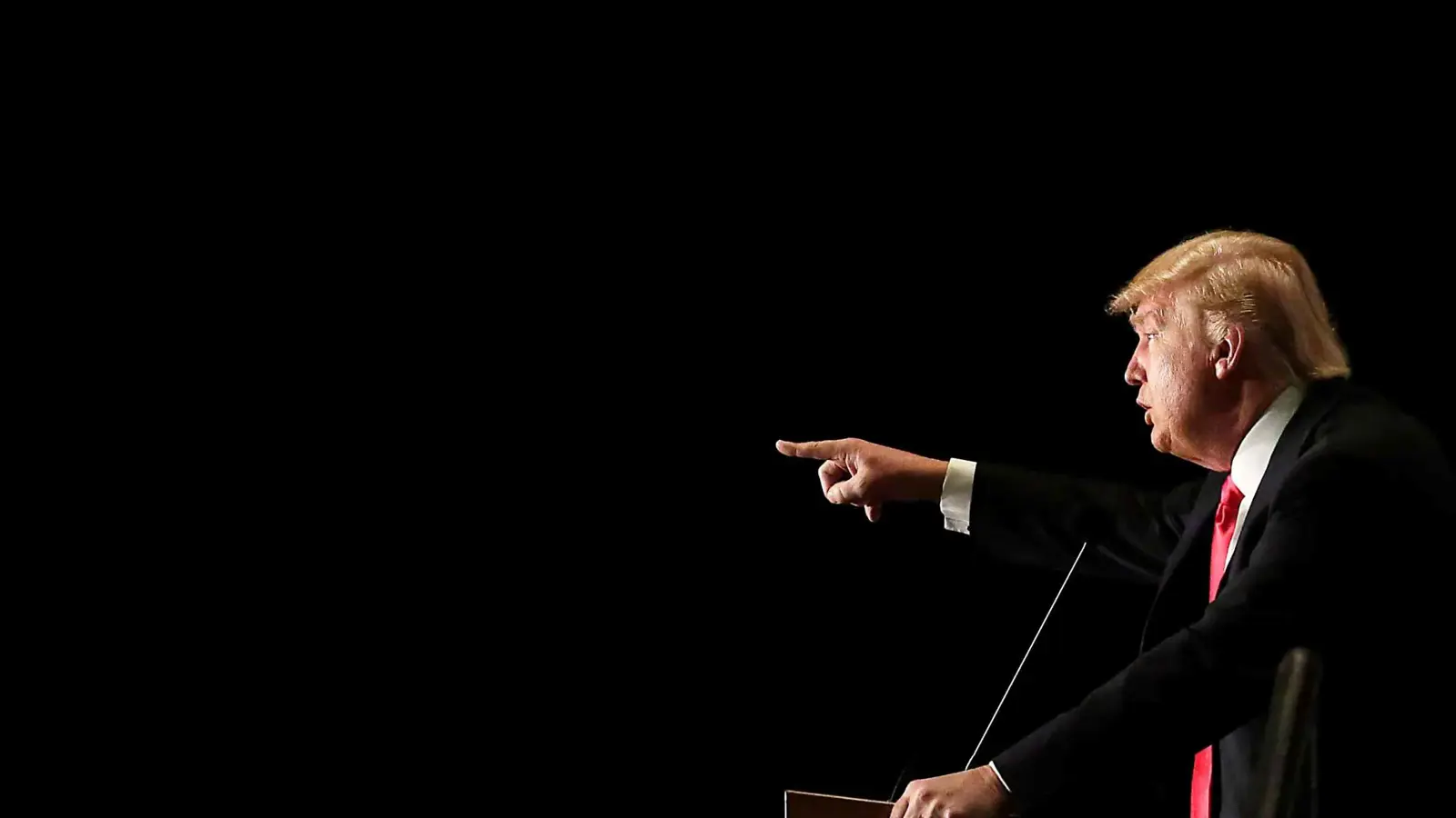 "التايمز": 5 تحديات اقتصادية تُقلق ترامب منها "الناتج المحلي"