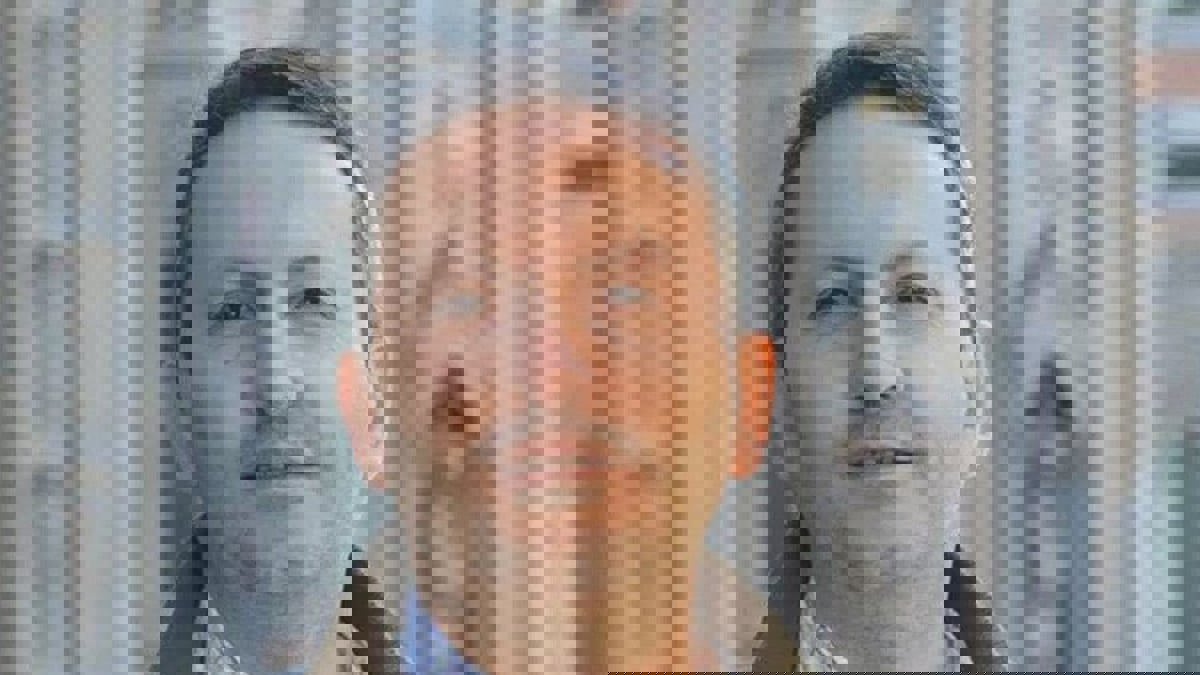 ناشط معتقل في إيران ينتقد السويد لعدم شموله بصفقة السجناء 