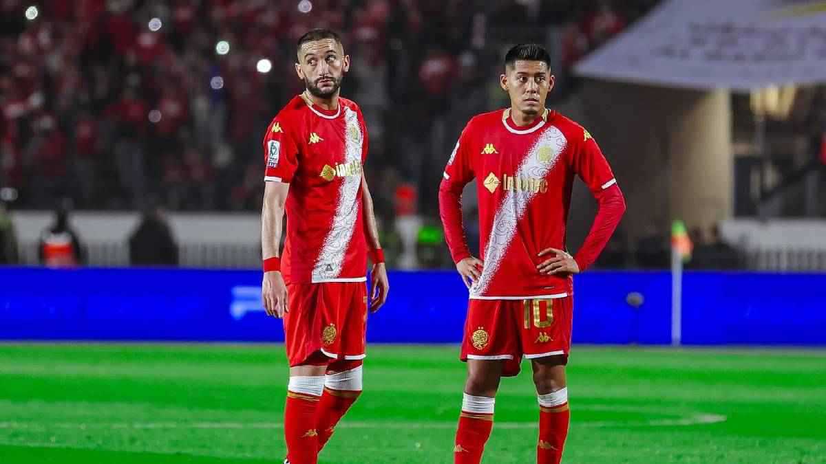 آيت منا يكشف مفاجأة حول عقد حكيم زياش مع الوداد المغربي 