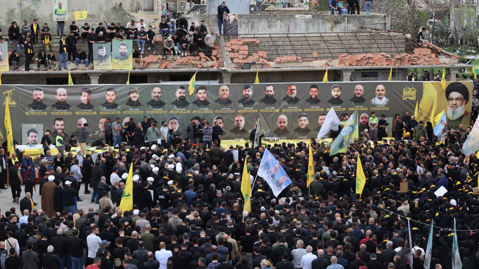 مصدر لبناني لـ"إرم نيوز": القوى الشيعية تطالب بـ"المثالثة" في توزيع السلطة