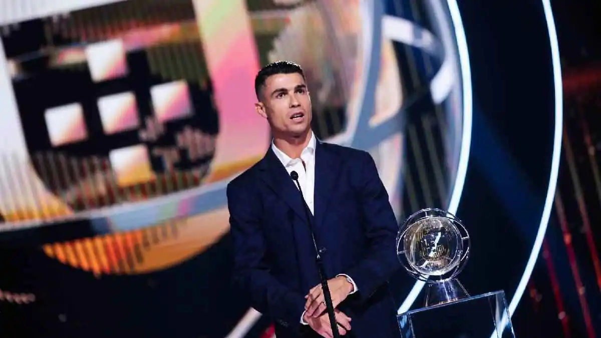 شعر بالتوتر.. ما هي جائزة "برستيج غلوب" التي مُنحت لكريستيانو رونالدو؟