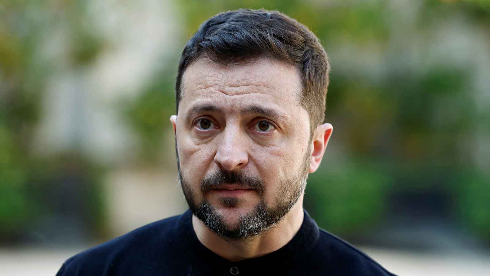 صحيفة تكشف مخطط الكرملين للإطاحة بزيلينسكي