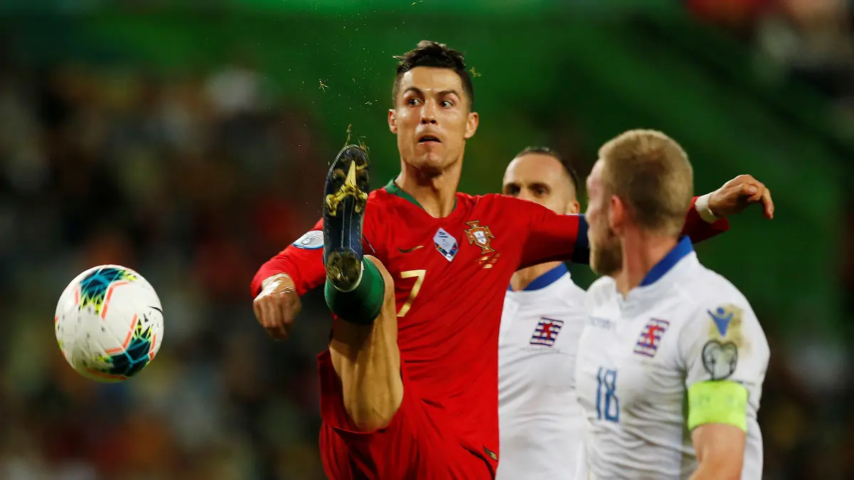 مع اقترابه من 700 هدف.. 5 لاعبين سجلوا أهدافًا أكثر من كريستيانو رونالدو.. تعرف عليهم (إنفوغرافيك)