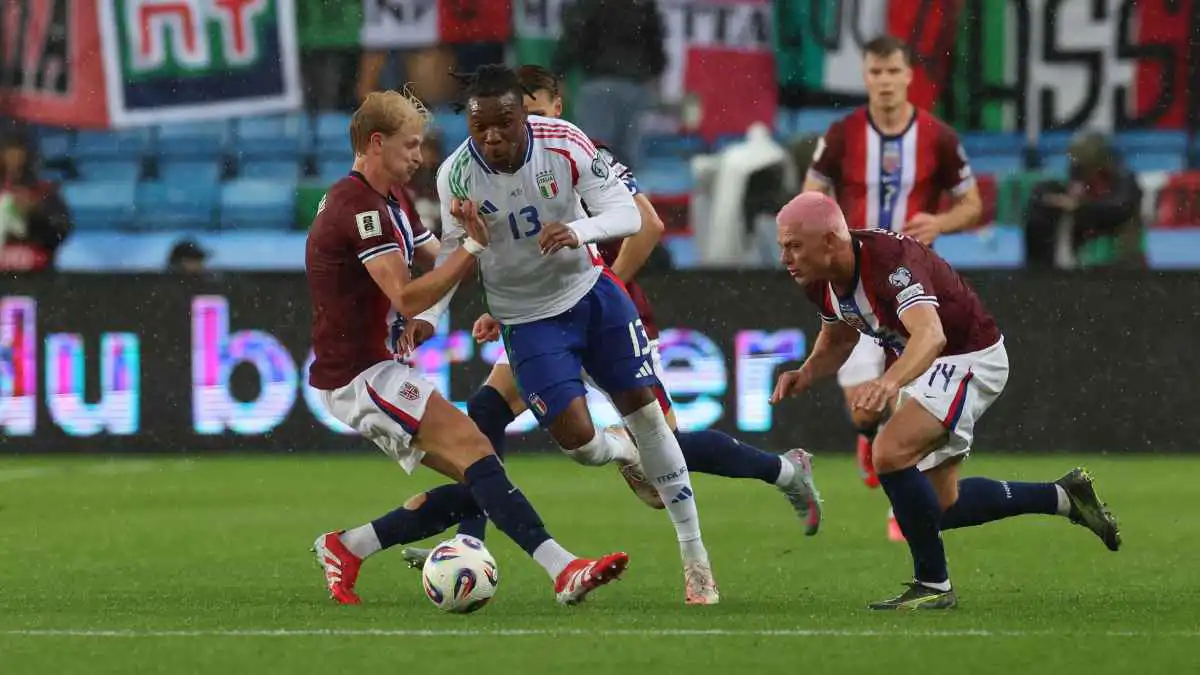 الموعد والقنوات الناقلة لمباراة إيطاليا والنرويج في تصفيات كأس العالم 2026