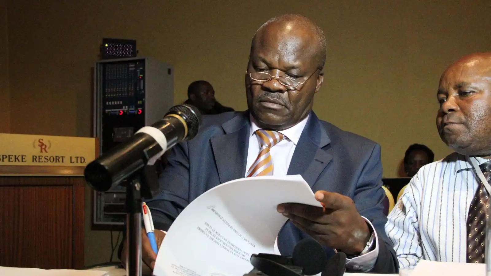 اغتصاب واستعباد.. فرنسا تعاقب زعيم متمردي الكونغو بالسجن 30 عاماً