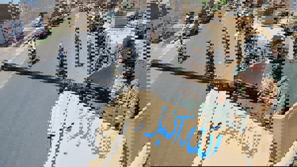 واشنطن بوست: لا صحة لاستيلاء طالبان على معدات أمريكية بقيمة 85 مليون دولار