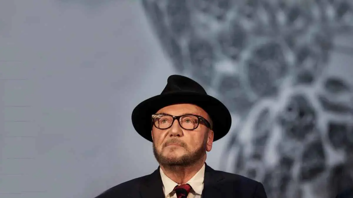 أقصاه صحفي.. غالوي يخسر مقعده البرلماني في انتخابات بريطانيا