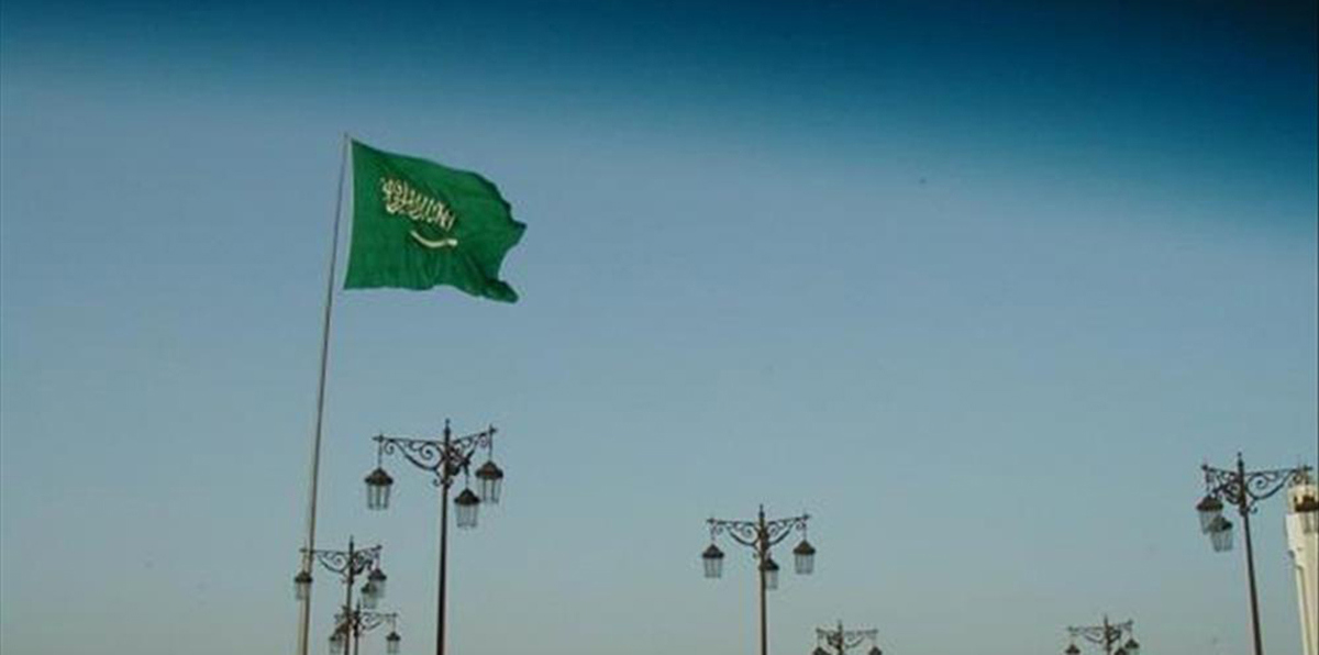 الديوان الملكي في السعودية يعلن وفاة والدة الأمير مقرن