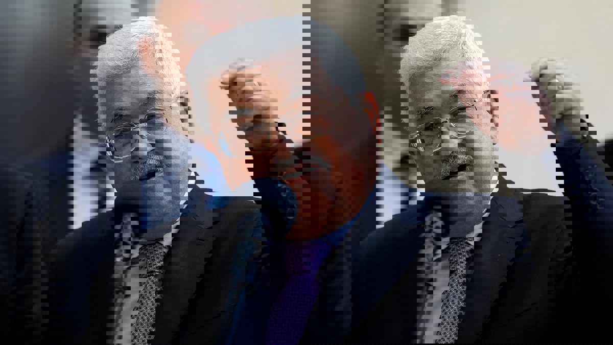 عباس يصف صفقة ترامب للشرق الأوسط بأنها مؤامرة لن تنجح (فيديو)