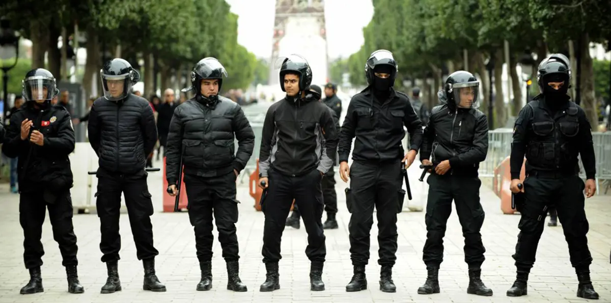 بعد واقعة "بن عروس".. مخاوف من خروج الأمن عن الحياد في تونس