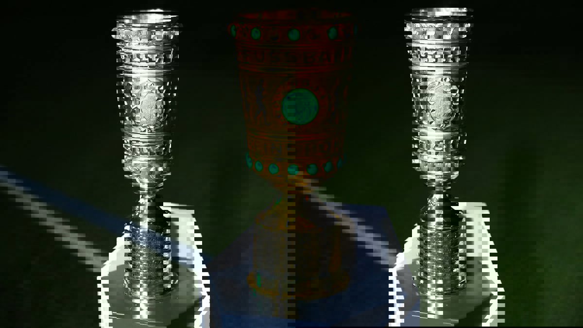 بايرن ميونخ يواجه بروسيا مونشنغلادباخ.. قرعة الدور الثاني لكأس ألمانيا