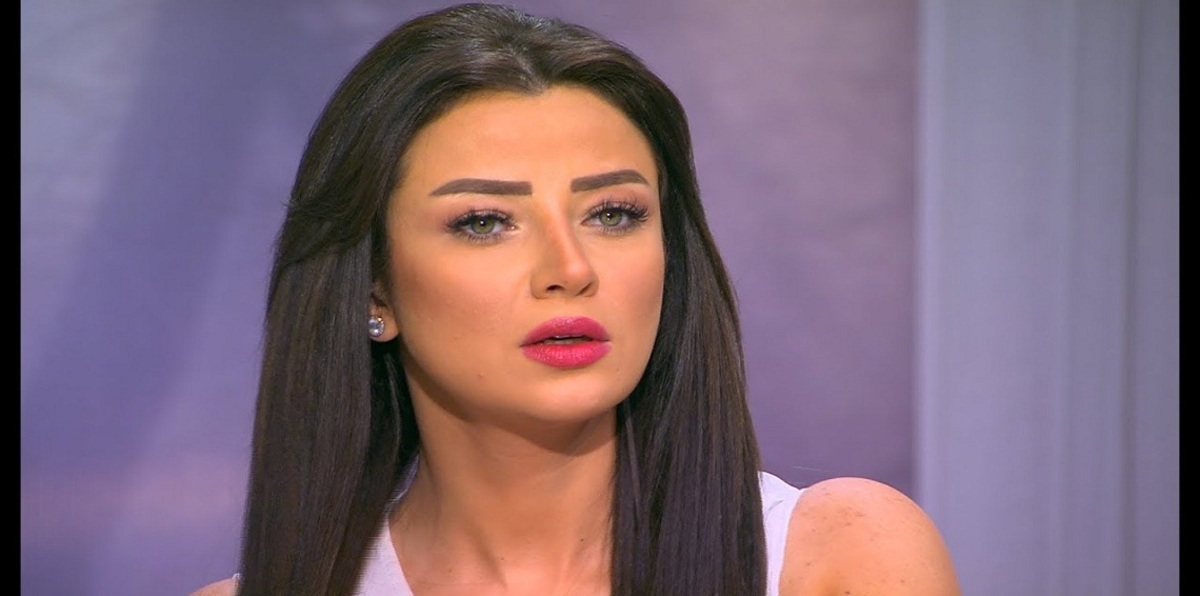 انتحار سيدة مصرية بسبب برنامج رضوى الشربيني