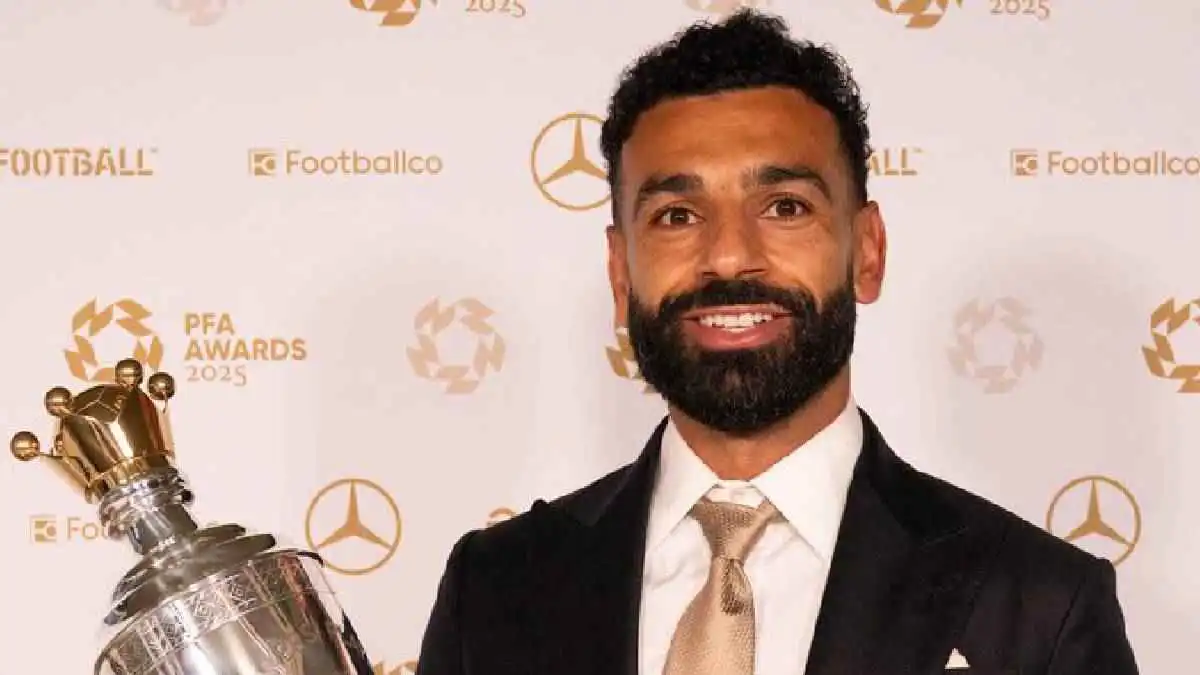 رسمياً.. محمد صلاح يحصد جائزة أفضل لاعب في إنجلترا