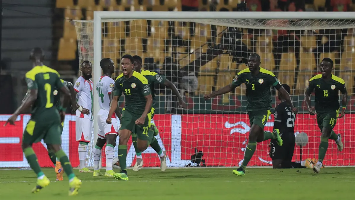 السنغال تصعق بوركينا فاسو وتخطف تذكرة نهائي كأس الأمم الأفريقية