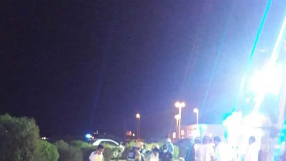 الصلاة على الشيخ علي بن حميد بن أحمد المعلا ودفنه بأم القيوين