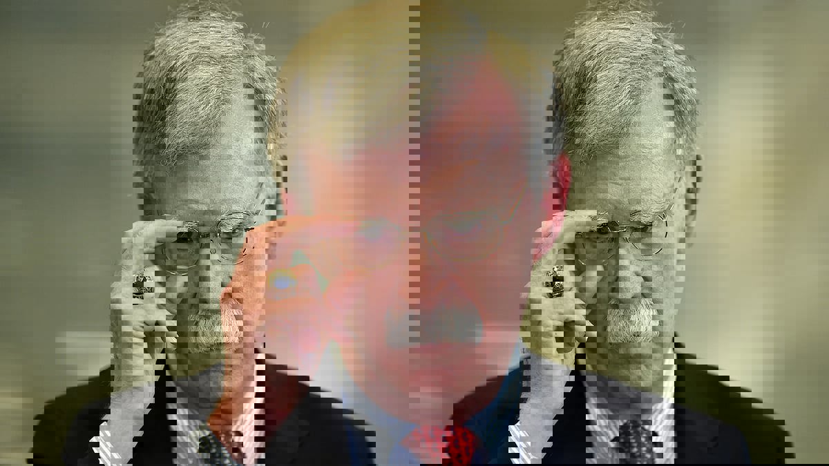 بولتون يزعم أن بوتين "سيوقع مذكرة انتحاره" حال استخدام النووي