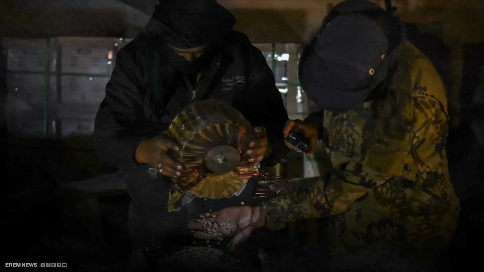 ما علاقة المواد الكيميائية البريطانية بأكبر مصانع الأسد للكبتاغون؟