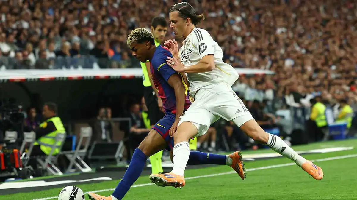 تشكيل ريال مدريد وبرشلونة في كلاسيكو نهائي السوبر الإسباني