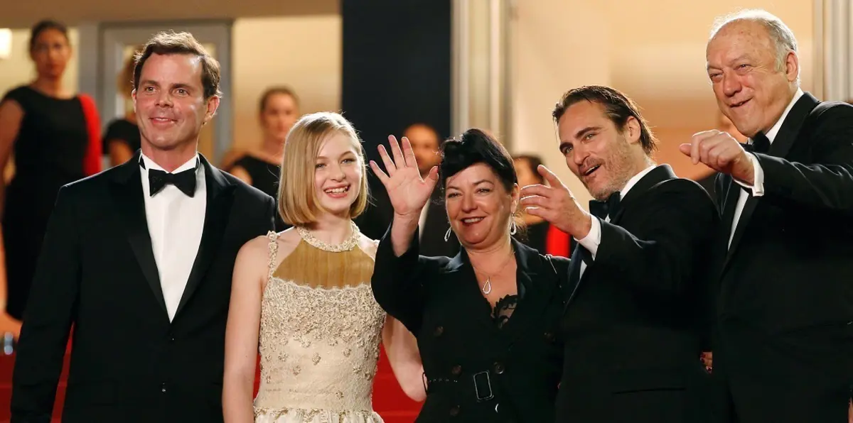 أعضاء لجنة حكام مهرجان كان السينمائي يعتزلون العالم لاختيار الأفلام الفائزة