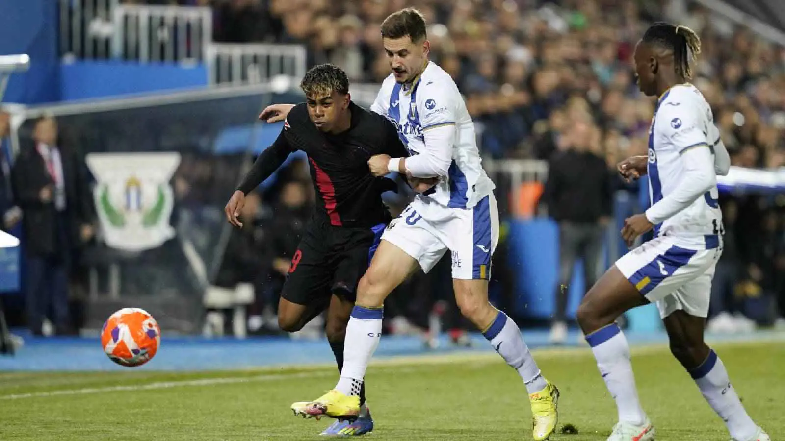 ترتيب الدوري الإسباني: برشلونة يعبر عقبة ليغانيس بالنيران الصديقة (فيديو)