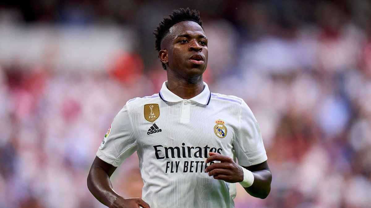 هل تساهم إقالة تشابي ألونسو في تجديد عقد فينيسيوس جونيور؟ 